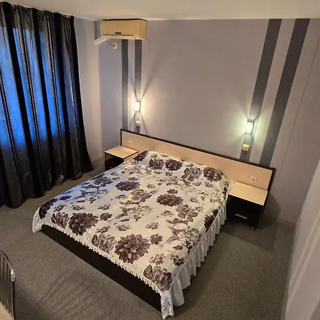 בית הארחה Excelsior Guest House 3*
